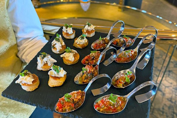 Entertain the amuse bouche selection for Holland Amercia's Koningstafel menu.