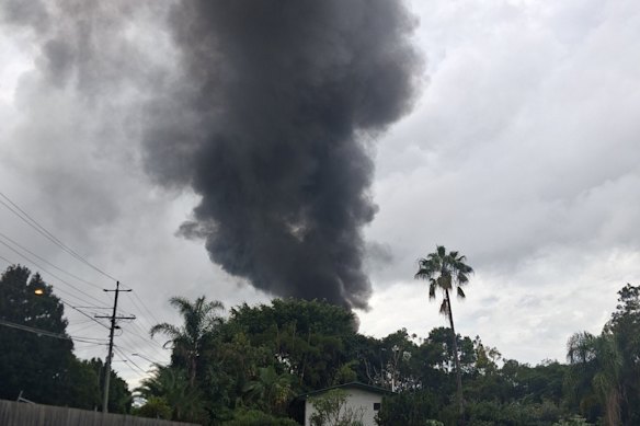 Passers-by noticed black smoke in Kingston shortly after lunchtime on Wednesday.