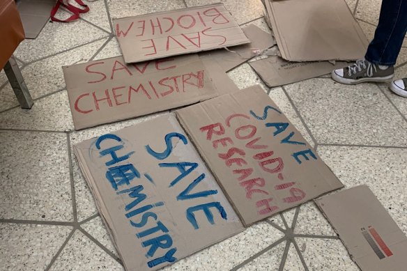 UWA PhD students make a stand against cuts to molecular sciences.