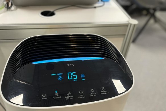 Vic air best sale purifiers