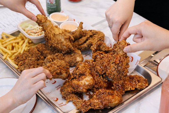 From Wednesdays to Sunday evenings, sandwich deli Sloppy Joe’s morphs into fried chicken pop-up Flappy Joe's, with all-you-can-eat chicken and sides.
