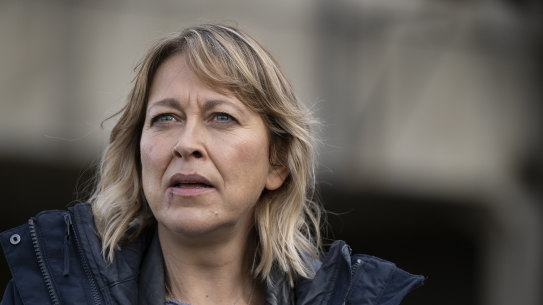 Nicola Walker plays DI Annika Strandhed in the British crime drama Annika. 