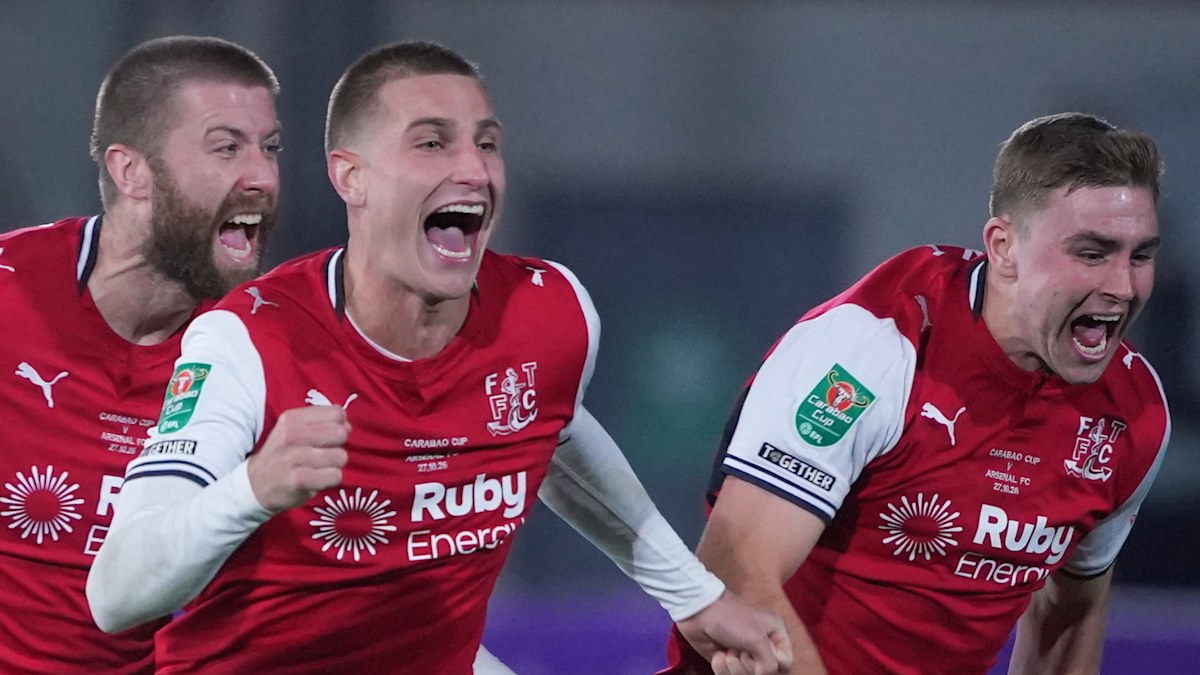 Fleetwood Town schlägt den englischen Meister FC Arsenal