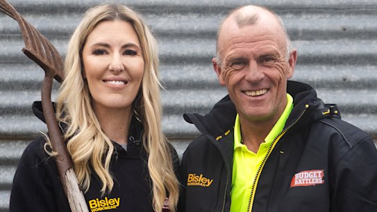 Former Block contestants Jess Eva and Norm Hogan have turned their building skills to helping out true battlers. 