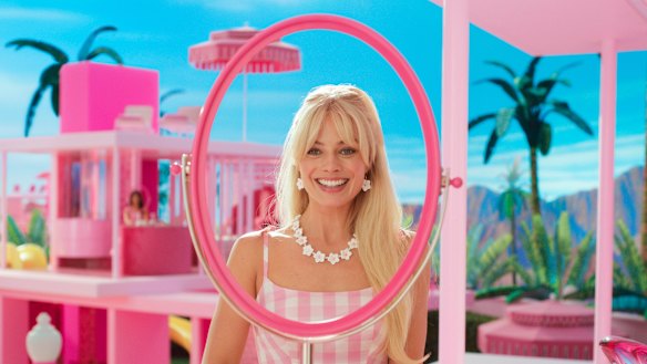 Gen Z girls and women are prioritising home ownership over relationships.