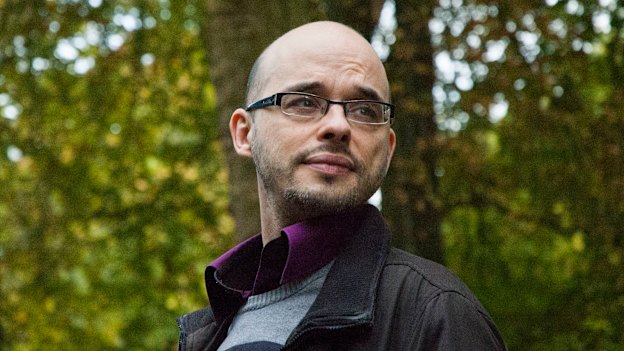 “Pragmatic” vegan Tobias Leenaert has been accused by some other vegans as being a “vegan apologist”, “reducetarian”, “phony vegan” and a kind of secret agent for carnivores.