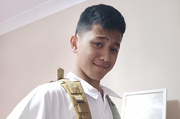 Márquez esperava ingressar na academia de defesa para estudar engenharia aeronáutica.