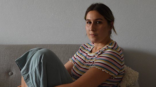 "It was the best thing ever", says Tess Carruthers of her contraceptive implant.