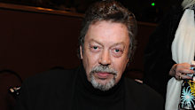 Tim Curry’s official cause of death has been revealed, after he died at age 80. 