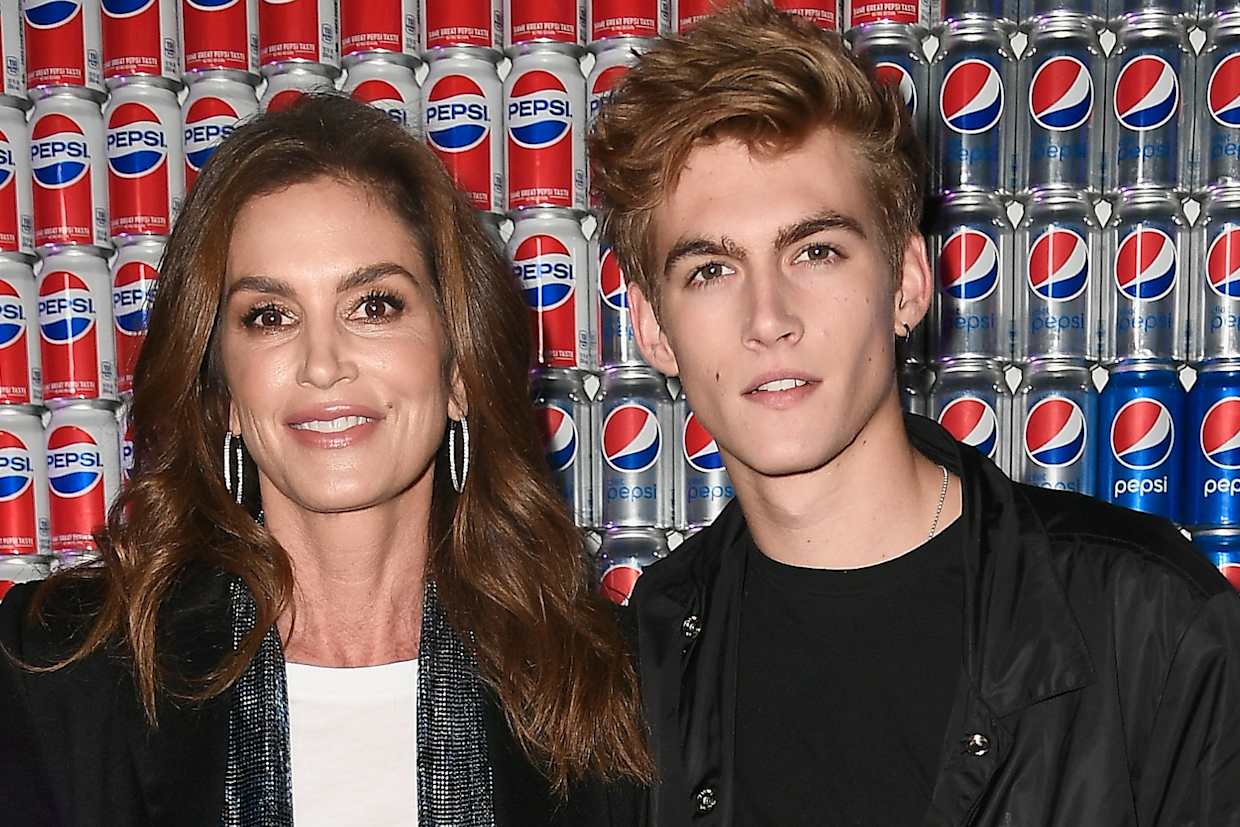 Breaking: Cindy Crawford's son dies aged 27