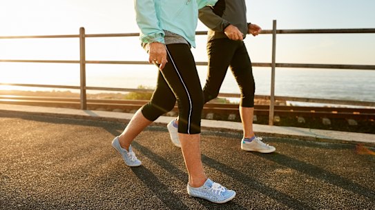 The patterns of accumulating steps matter among people who aren’t physically active. 