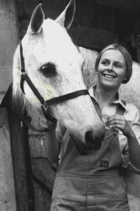 Penny Cook as vet Vicky Dean in A Country Practice, 1982. 