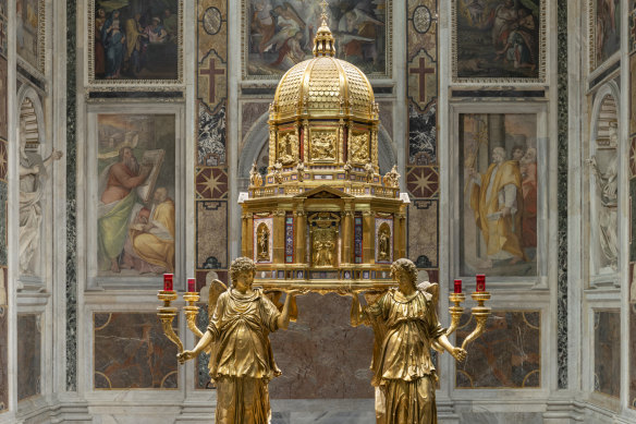 The  gold Tabernacle.