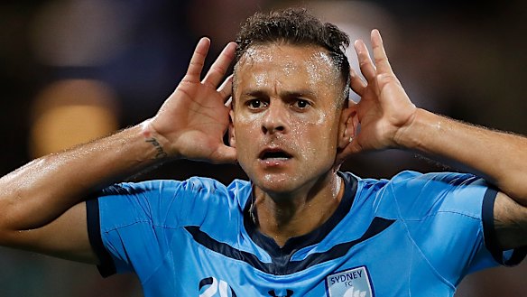 Bobo celebrates his winner.