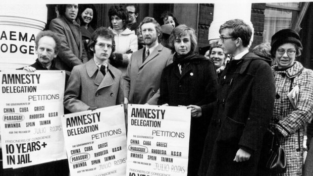 Anthony Grey, bearded in centre, leads a delegation from Amnesty International to the London embassies of countries with long-serving political prisoners in 1971.