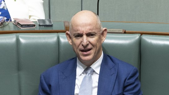 The meeting triggered probity concerns over Stuart Robert’s decision to discuss the sweeping visa processing deal at a sensitive point before the winning bidder was announced.