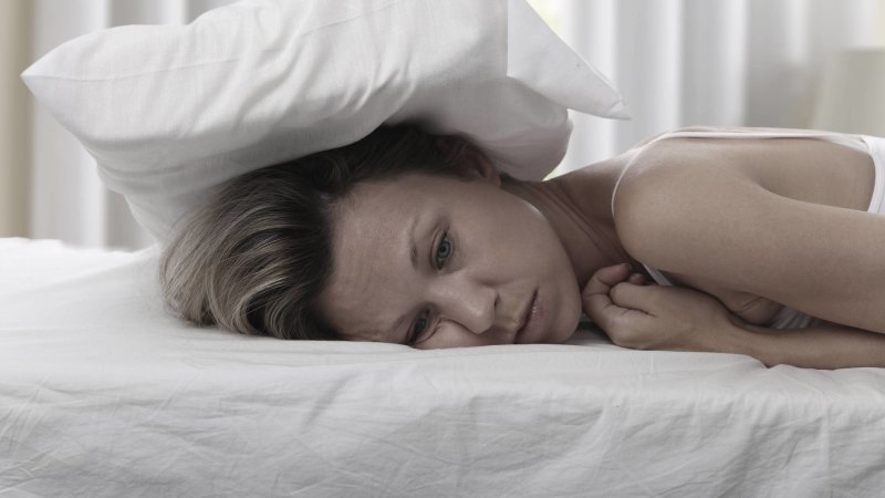 What Is Melatonin And Does It Help With Jet Lag And Insomnia