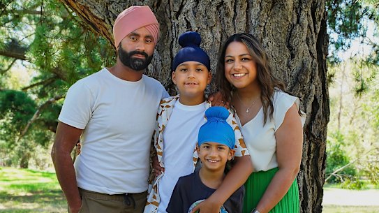 Simi Rayat and husband Harvin and their sons Har-Rai (front) and Eashar.