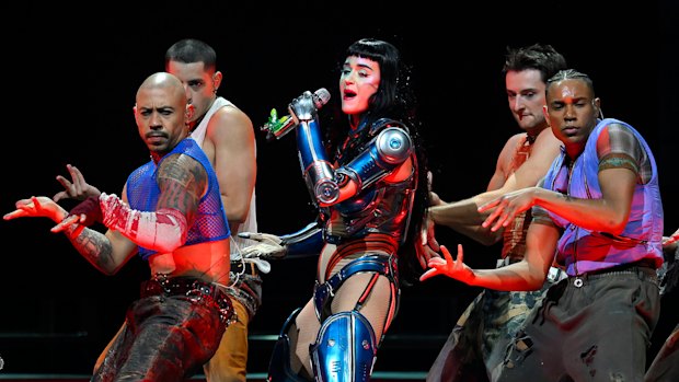 Katy Perry and her dancers work their collective butts off.