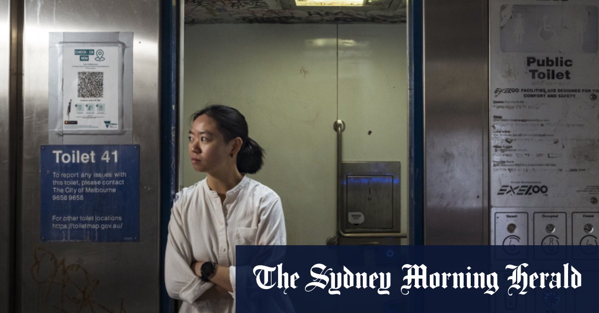 Women spend more time in the toilet than men. Why are there never