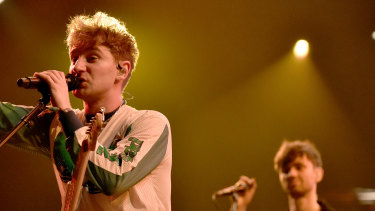Triple J Hottest 100 Aussie Acts Dominate Countdown As Glass Animals Favourite To Win Find out which songs made the cut for the annual countdown. triple j hottest 100 aussie acts