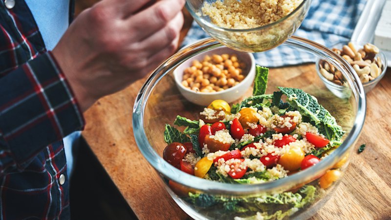 Why many doctors don’t like low-carb diets