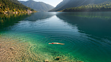 Australia might have some of the best beaches in the world, but over in Europe, it's all about the lakes. Across the continent, there are thousands of stunning lake just waiting to be explored, perfect for swimming, diving, and more. But where to start?  A study by Iglu Cruise compiled a list of the European countries with the highest percentage of swimming lakes with "excellent" water quality 