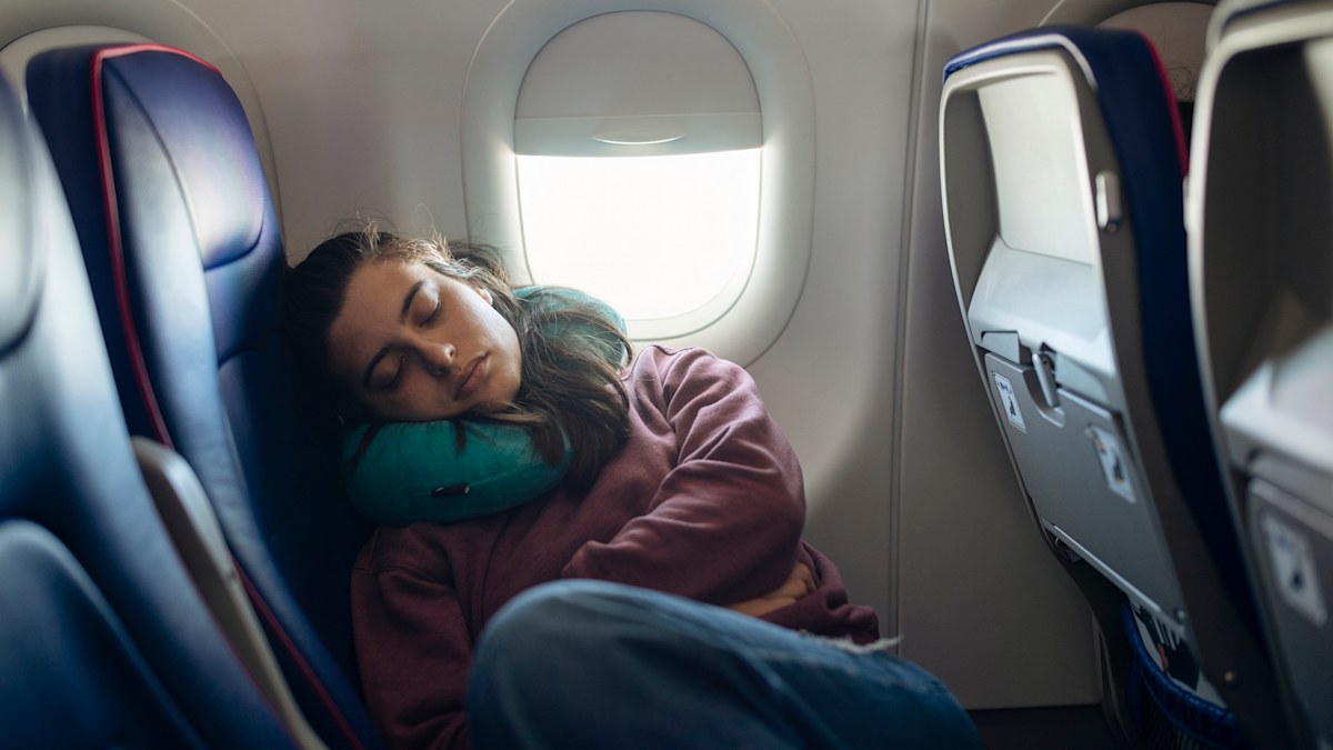 ‘Essential’ item this travel editor will never use on a flight
