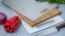 Food microbiologist Julian Cox has weighed in on the wooden versus plastic board debate.
