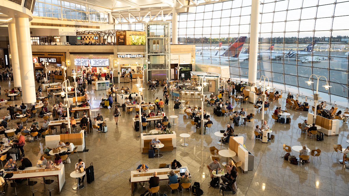Chef reveals surprising fact about knives in airport kitchens
