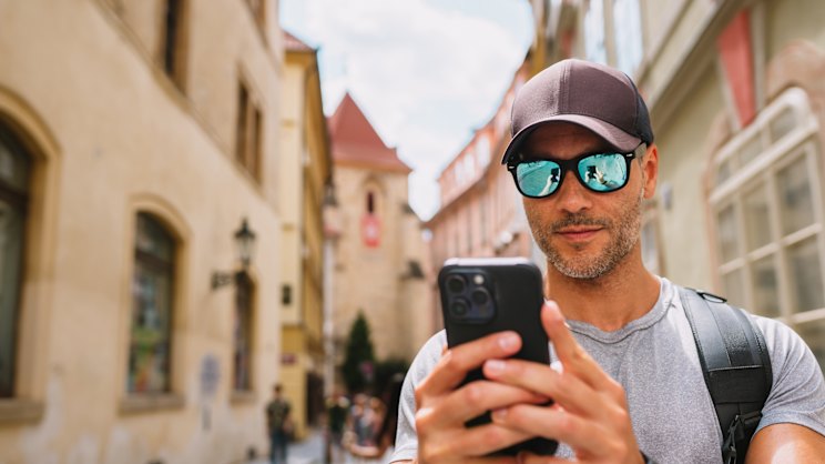 smh.com.au - Michael Gebicki - The 10 key travel apps you need to have on your phone