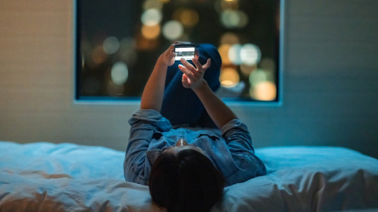Current smartphones come with tools intended to gently ease you into slumberland.