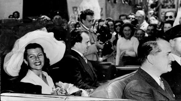  Rita Hayworth with Aly Khan after their wedding in 1949.