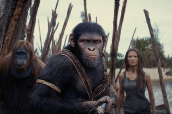 Raka (played by Peter Macon), Noa (played by Owen Teague) and Freya Allan as Nova in Kingdom of the Planet of the Apes.