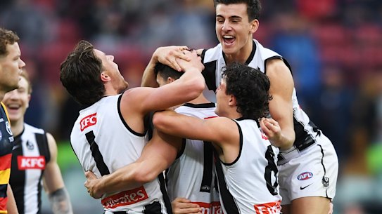Scott Pendlebury celebrates a goal.