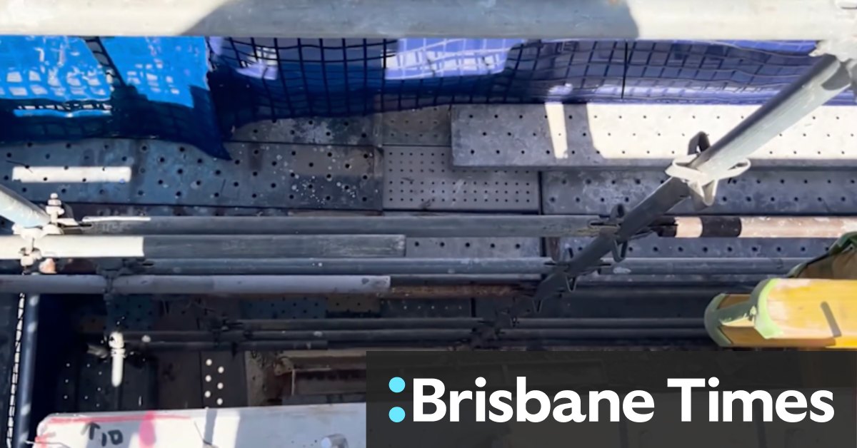Teen worker dies after fall at Brisbane job site - Vimarsana News