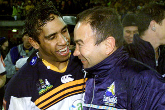 Andrew Walker and Eddie Jones after the Brumbies' Super Rugby final victory in 2001.