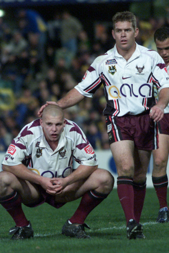 Brett Kimmorley and Mark O’Meley after a Northern Eagles loss in 2001.