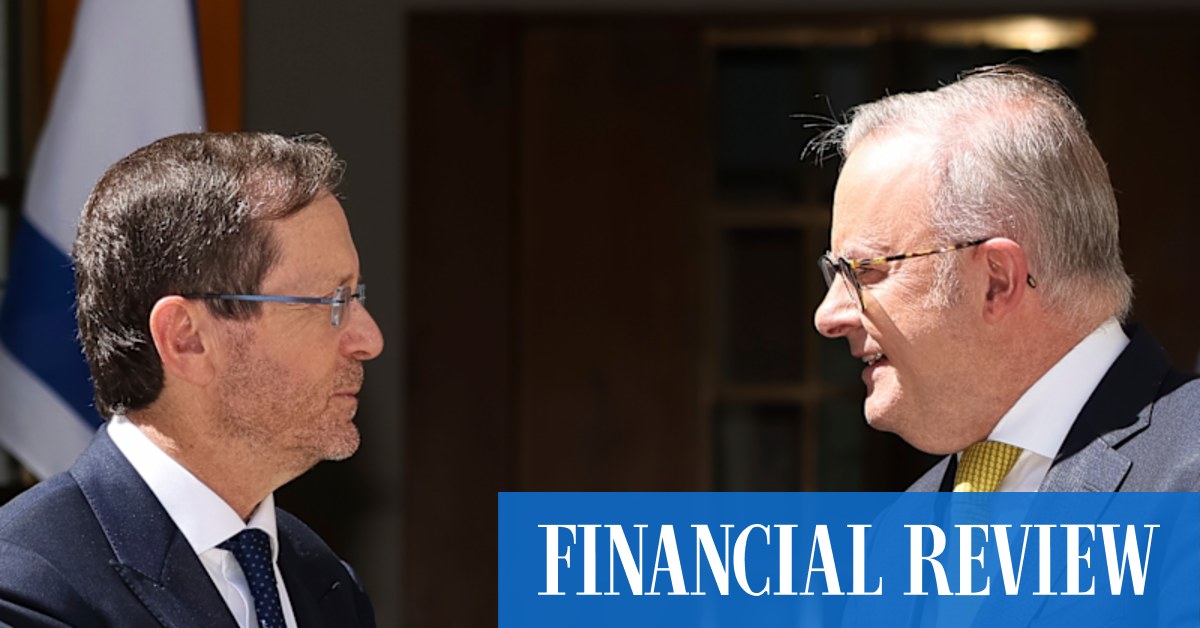 PM unites with Herzog on Iran, but raises death of aid worker