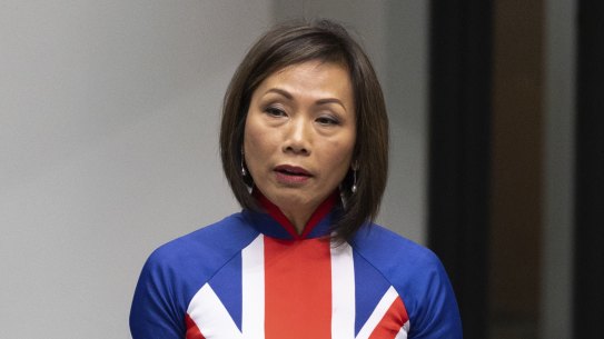 Independent Dai Le delivering her first speech to parliament.