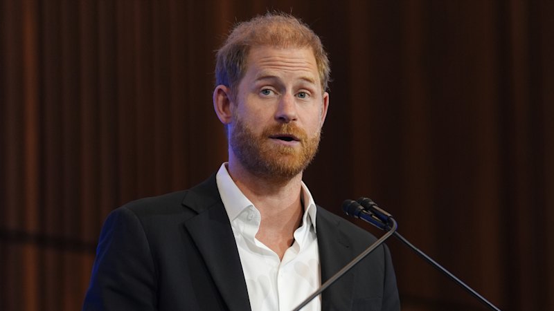 Harry and Meghan Australia visit LIVE updates: Duke and duchess arrive in Sydney for final day of tour