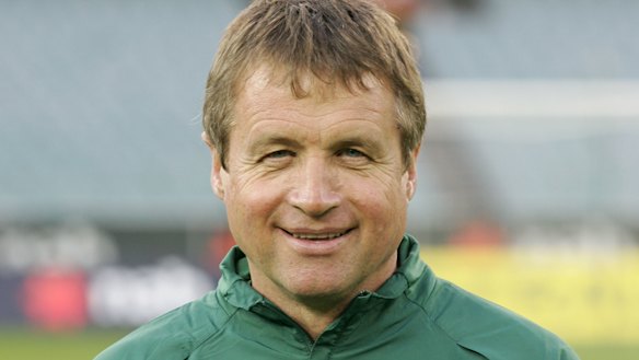 Former Socceroos coach Ron Smith. 