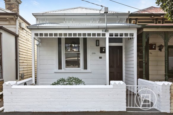 The Port Melbourne home sold for $1,955,000.