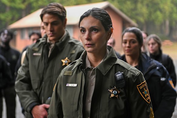 Morena Baccarin in Sheriff Country.