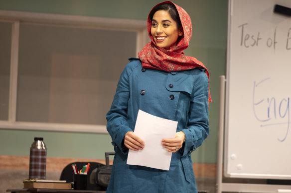 Salme Geransar as English teacher Marjan