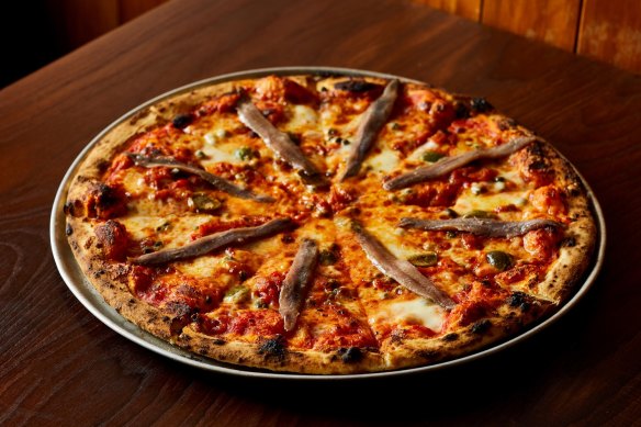 Leonardo’s Pizza Palace sticks to the pizza script.