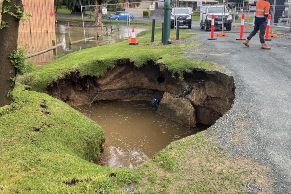 A sinkhole opened up in the car park at Echuca Primary School due to floods.
