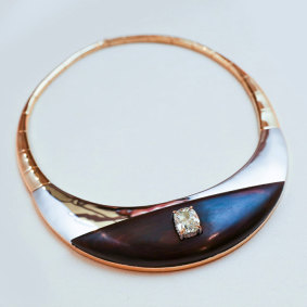 The unusual “Phillipa” rosewood and diamond ring by New York designer Ana Khouri that Lisa is currently coveting.
