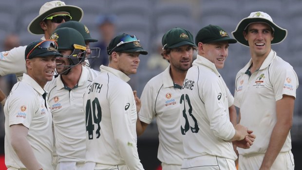 Australia can challenge India for the No.1 Test rankings, says former great Michael Hussey.