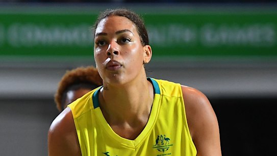 Liz Cambage.